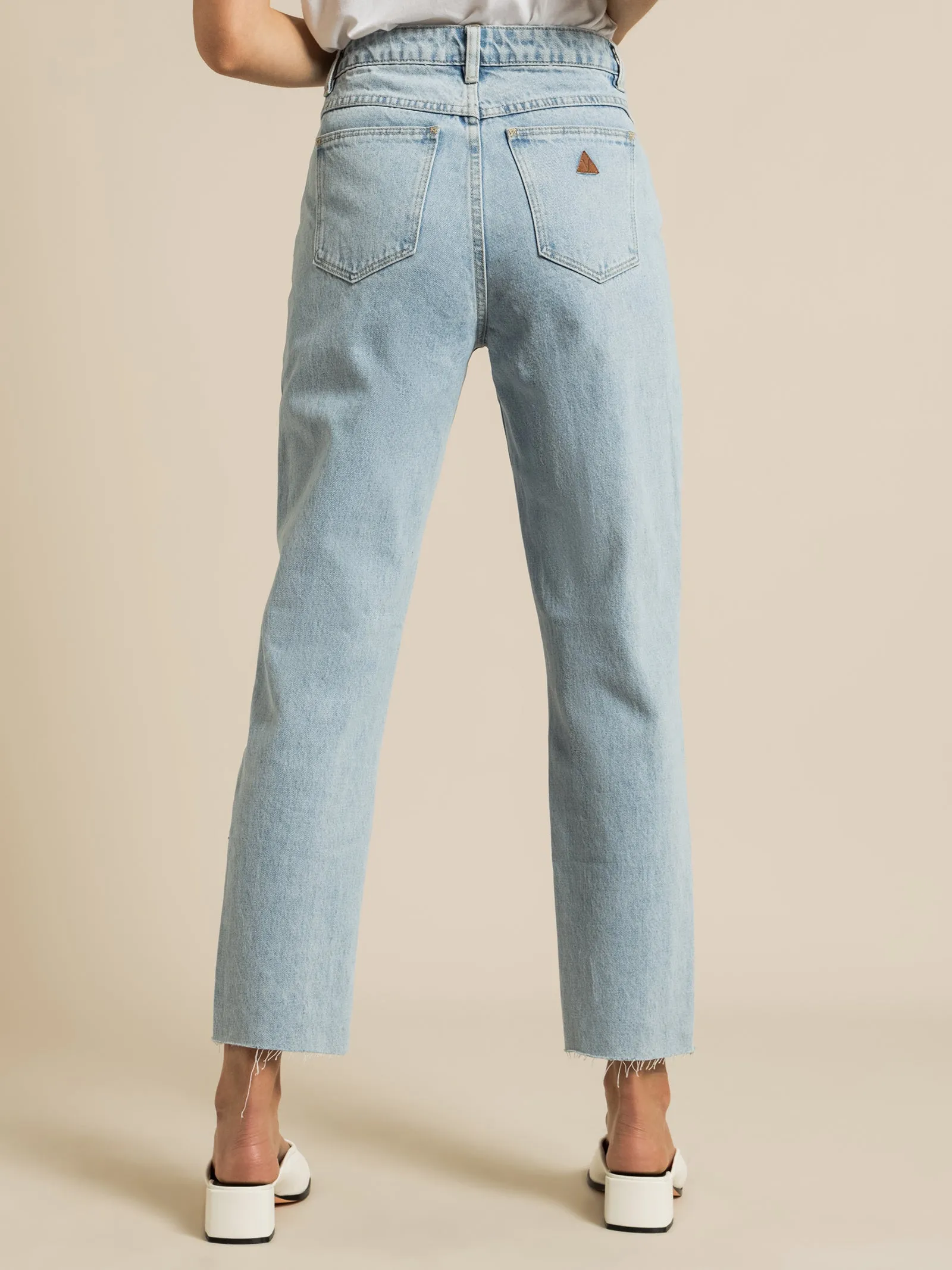 '94 High Rise Slim Leg Mom Jeans in Walk Away Denim