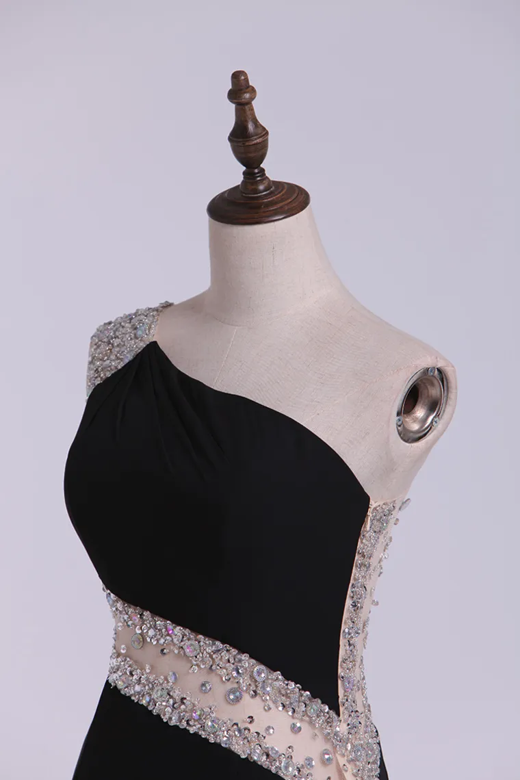 Luolandi Sexy Homecoming Dresses Sheath Short/Mini One Shoulder Beaded With Elegant Sheer Back Sparkly