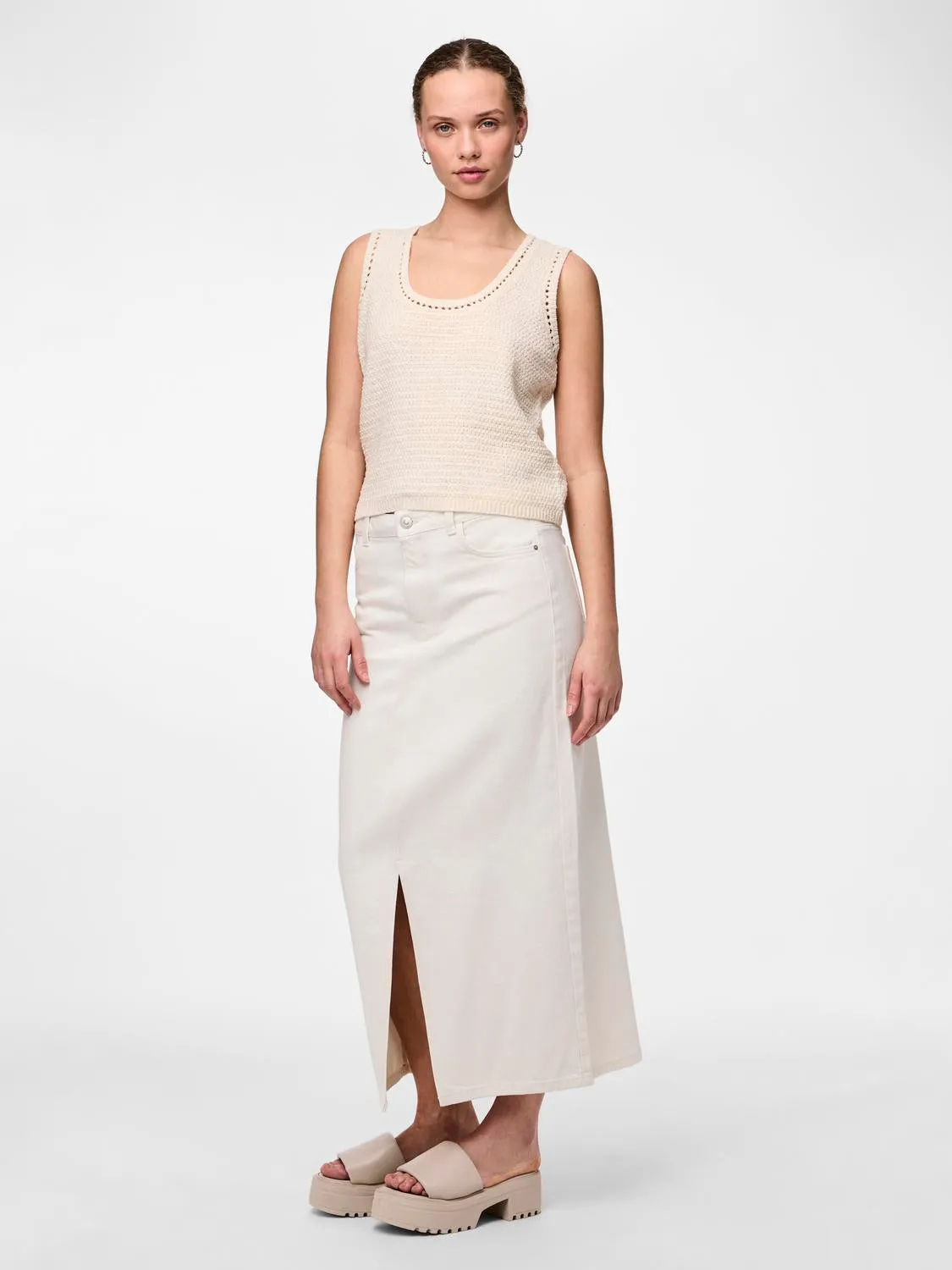 PCKENISE Long Skirt - Cloud Dancer