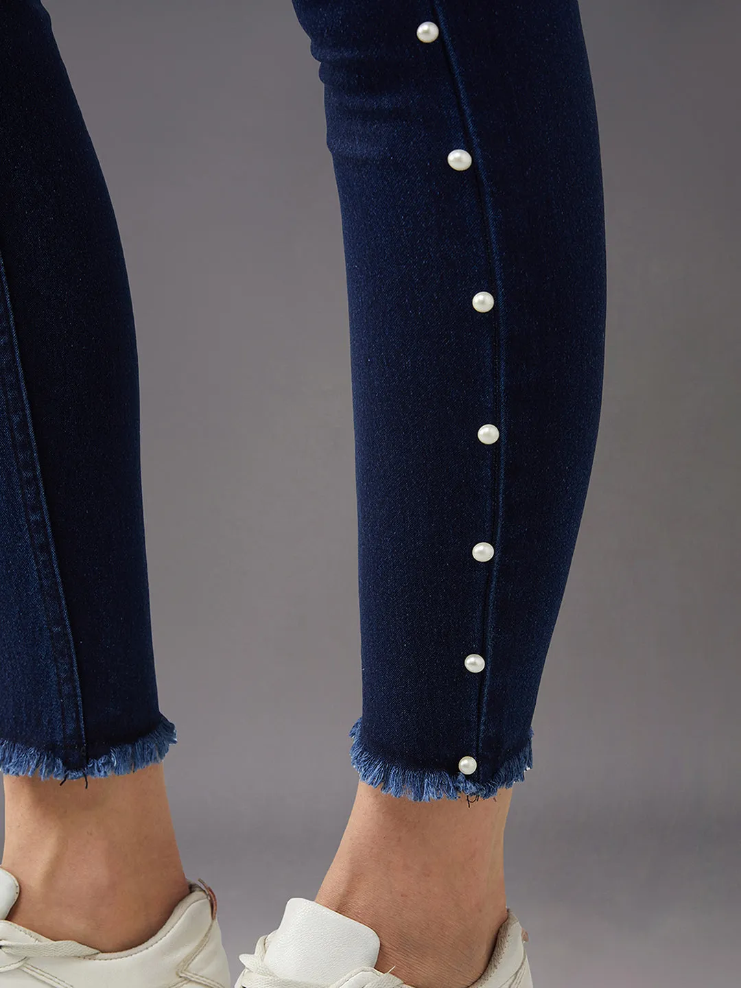 Women's Navy Blue Cotton Skinny Fit Cropped High Rise Stretchable Denim Jeans